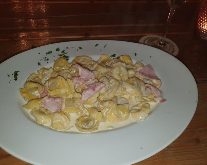 Trattoria Pavarotti